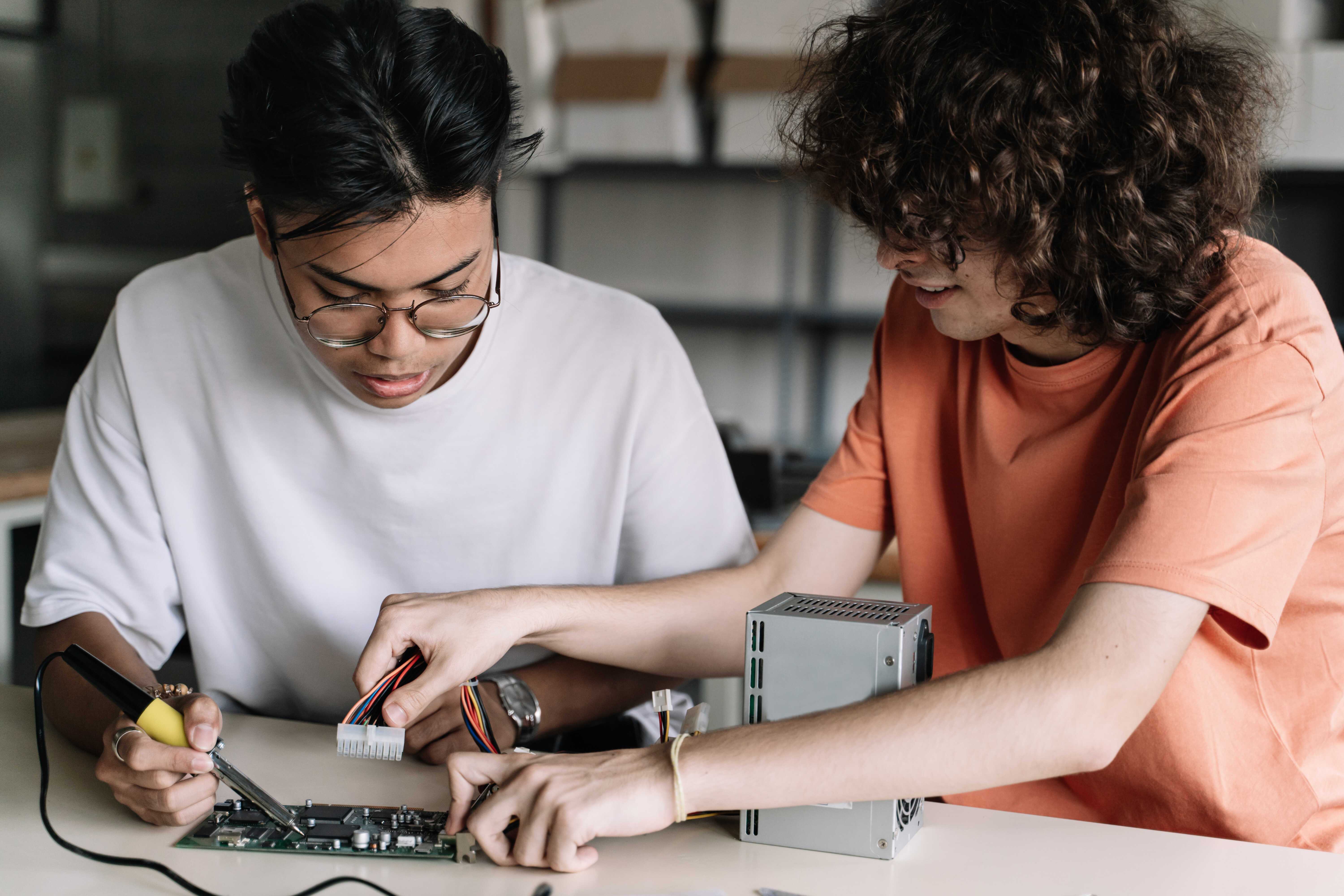  O ensino técnico é boa opção para adolescentes? 