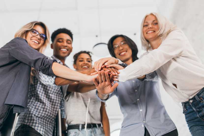  Dia do trabalho: entenda o impacto da educação no mercado 