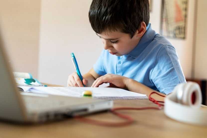  Homeschooling é permitido no Brasil? Entenda o que é essa modalidade 