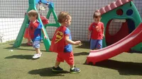 Escola Patinho Feio E Escola Souza Brazil - Imagem 1