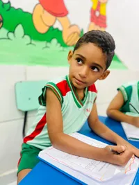 Escola Mundo Encantado - Imagem 1