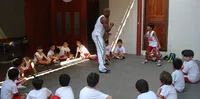 Esc Bretanha Jd Infancia Tio Careca - Imagem 1