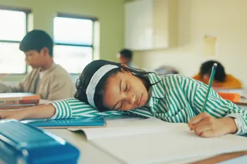 Imagem para o artigo Sono infantil e aprendizagem: como a rotina de descanso afeta a escola