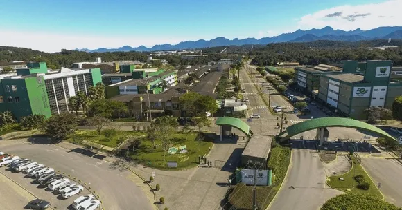 Vídeo e Imagens da IES