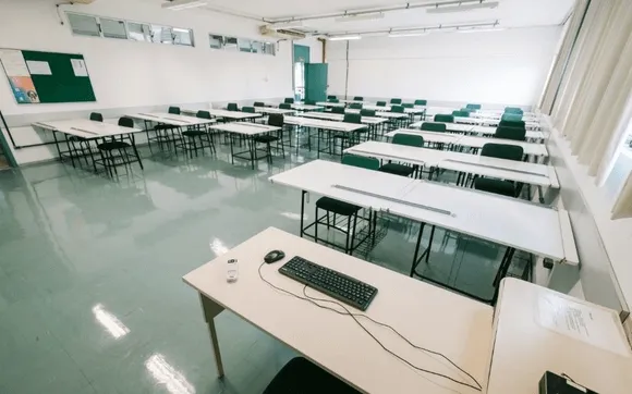Vídeo e Imagens da IES