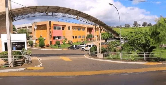 Vídeo e Imagens da IES