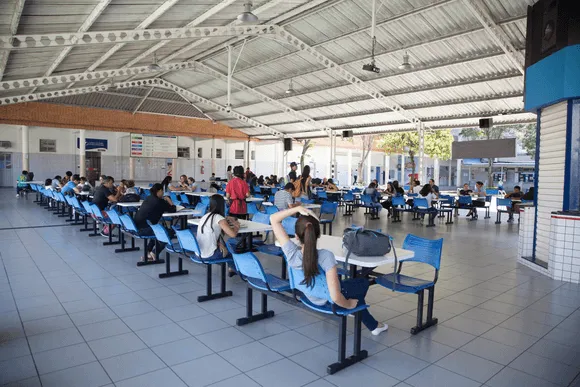 Vídeo e Imagens da IES