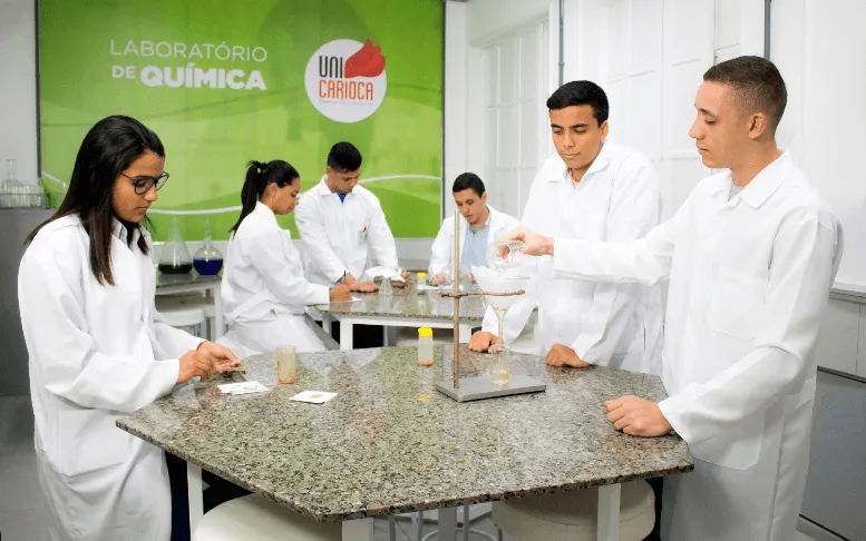 Vídeo e Imagens da IES