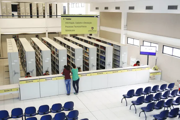 Vídeo e Imagens da IES