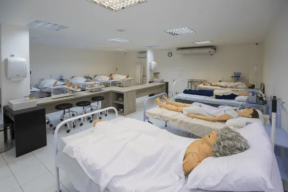 Vídeo e Imagens da IES