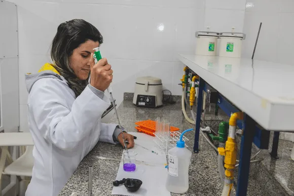 Vídeo e Imagens da IES