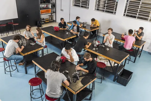 Vídeo e Imagens da IES
