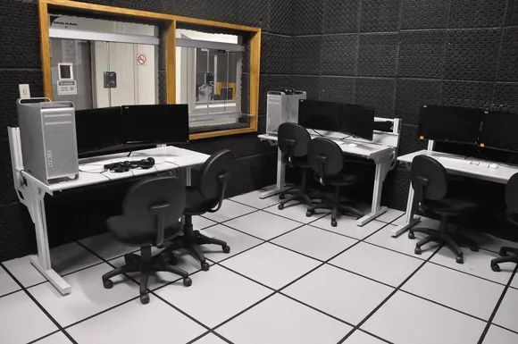 Vídeo e Imagens da IES