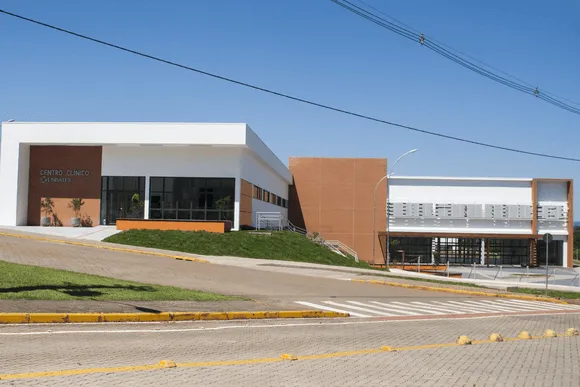 Vídeo e Imagens da IES