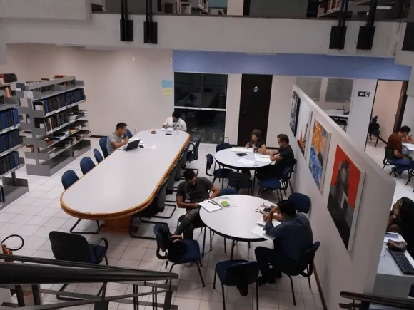 Vídeo e Imagens da IES