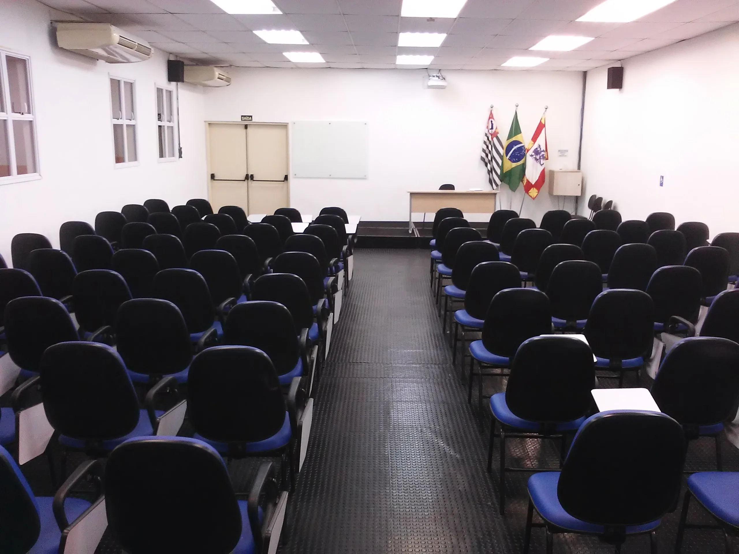 Vídeo e Imagens da IES