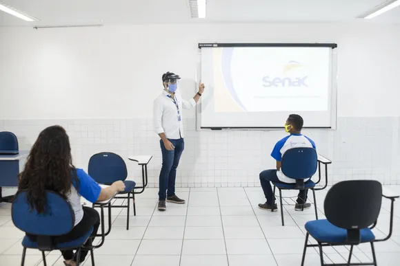 Vídeo e Imagens da IES