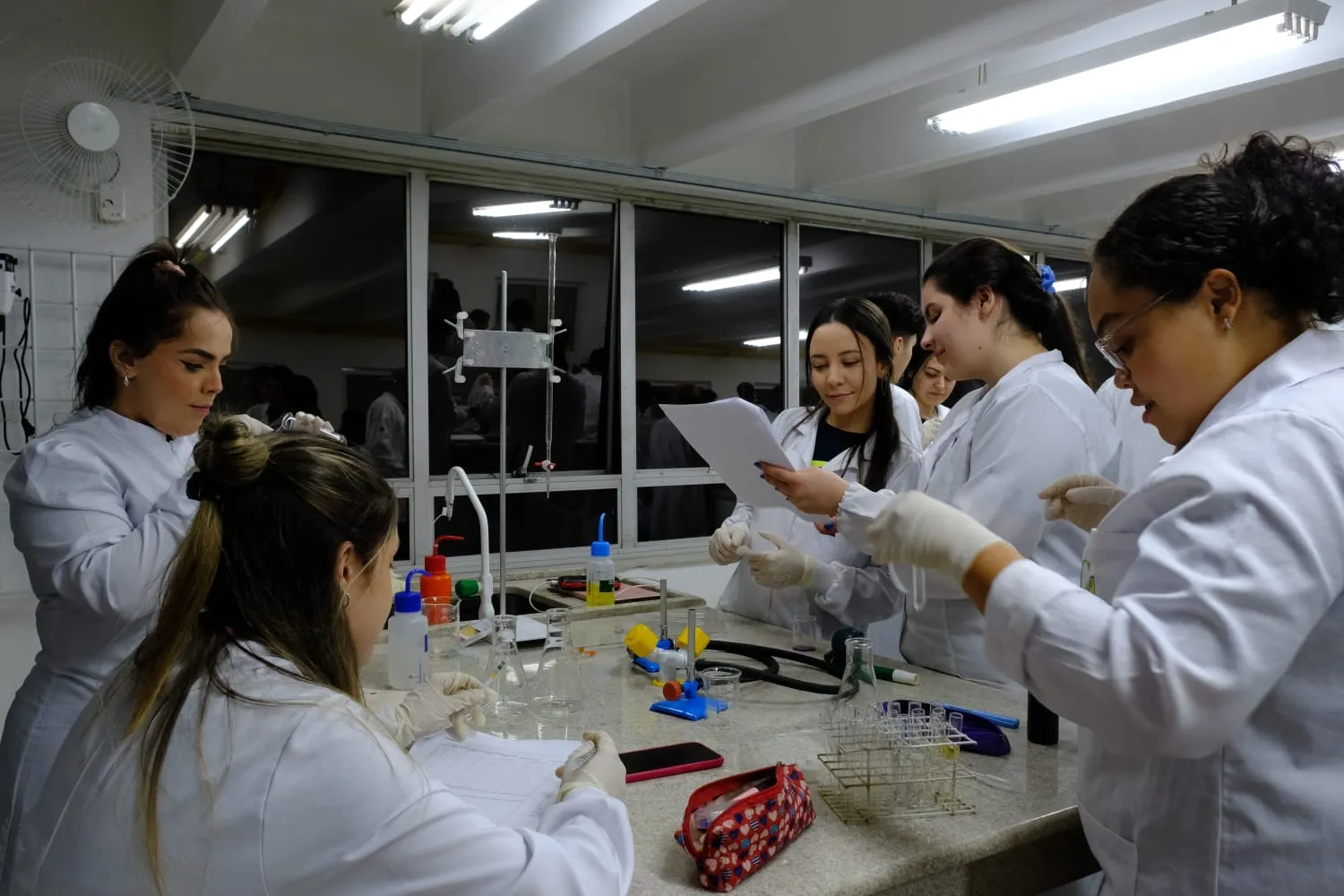 Vídeo e Imagens da IES