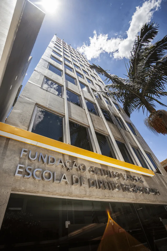 Vídeo e Imagens da IES