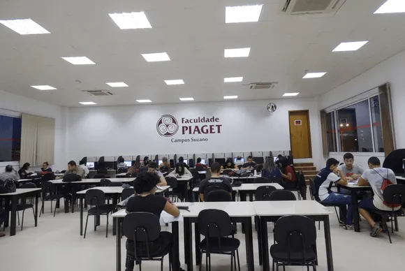 Vídeo e Imagens da IES