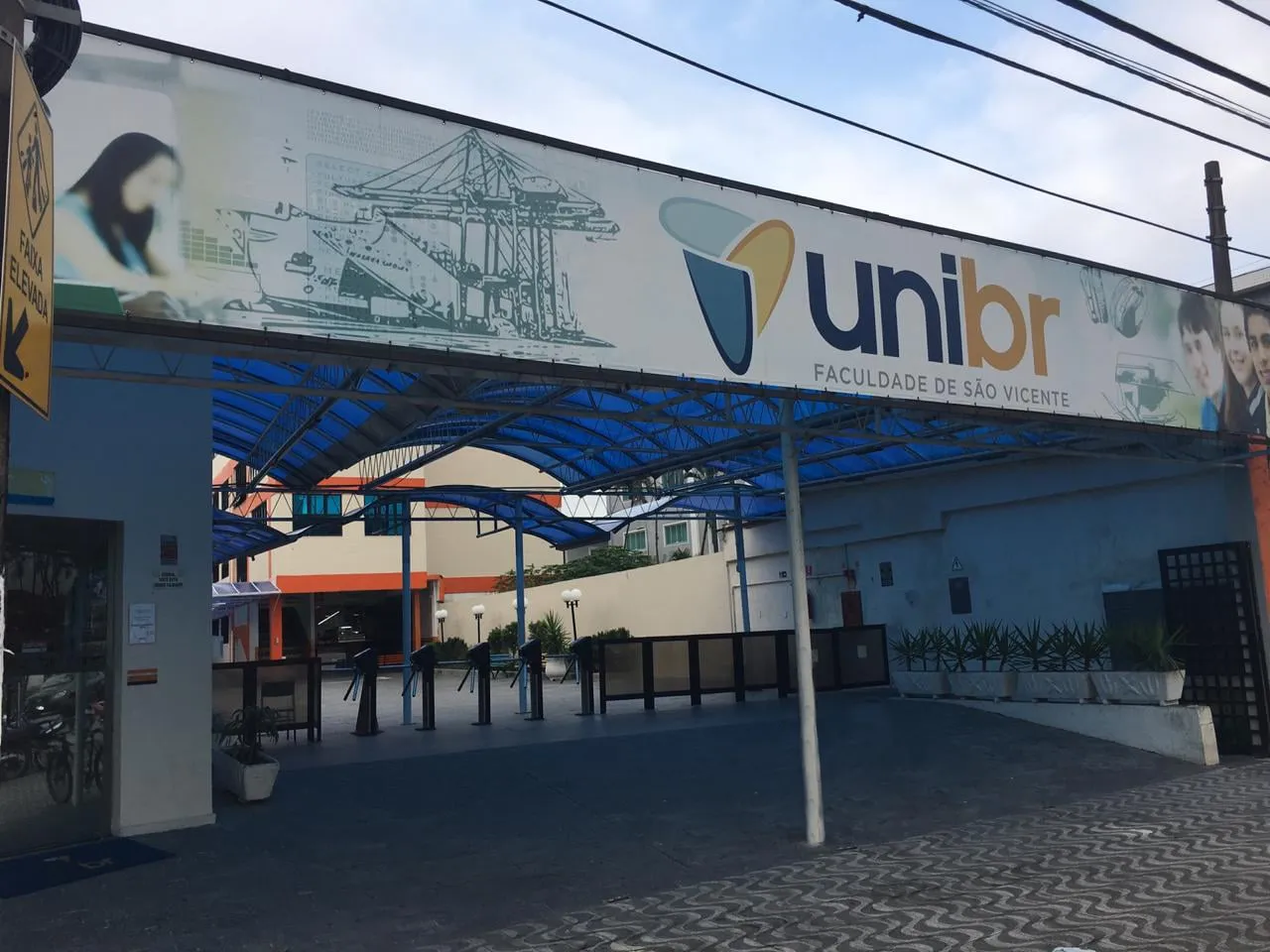 Vídeo e Imagens da IES