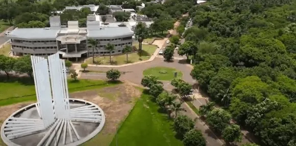 Vídeo e Imagens da IES
